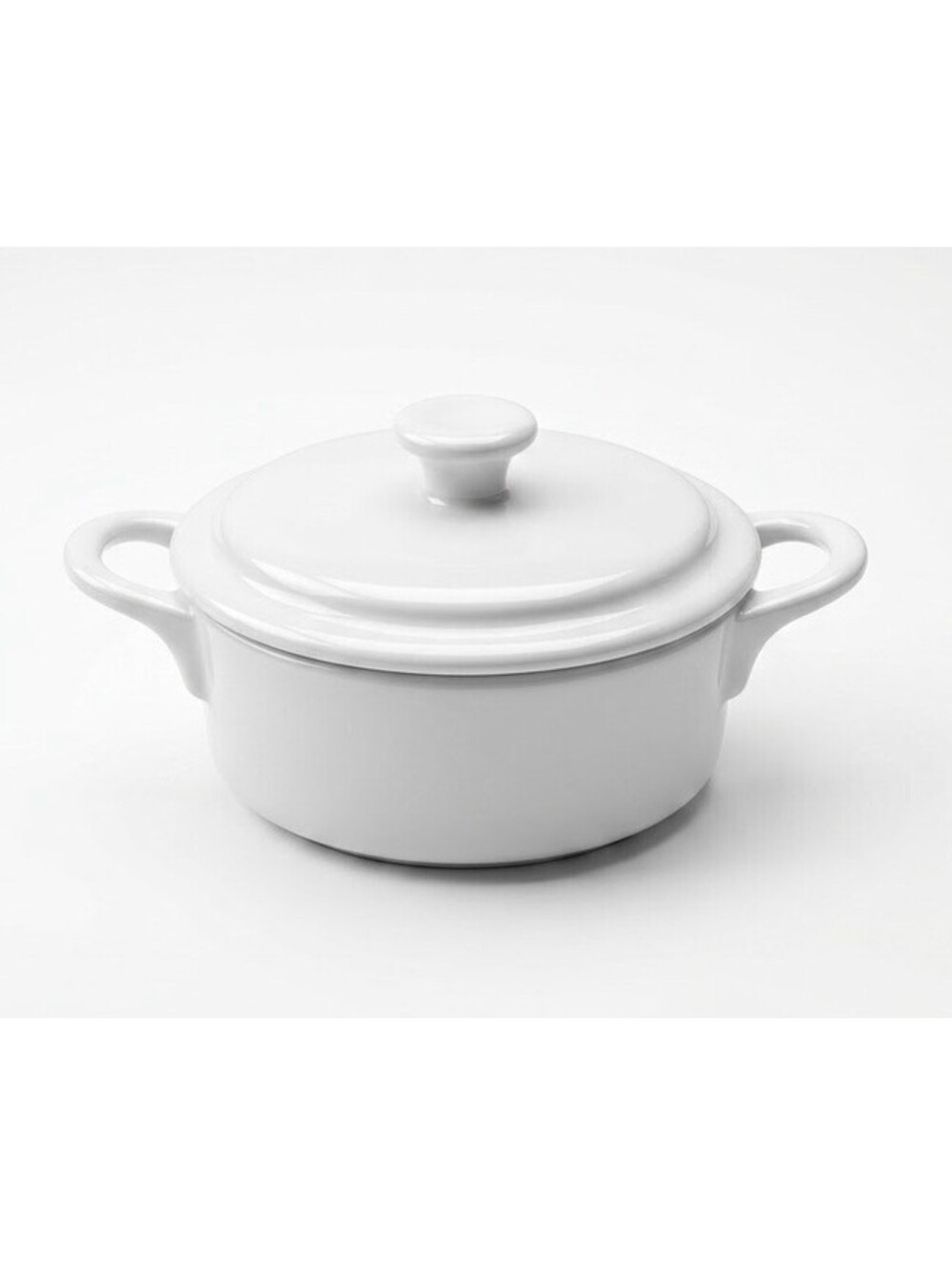 10 Strawberry Street White Mini Casserole Dish Lid Handles Ramekin Cocotte